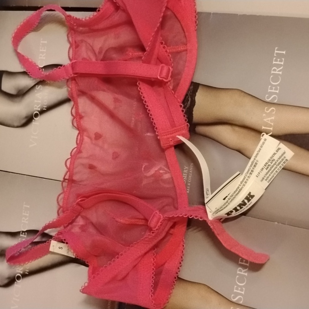 Pink Victoria's Secret Pink Hearts Lace Bra with Underwire Support - Picture 2 of 3